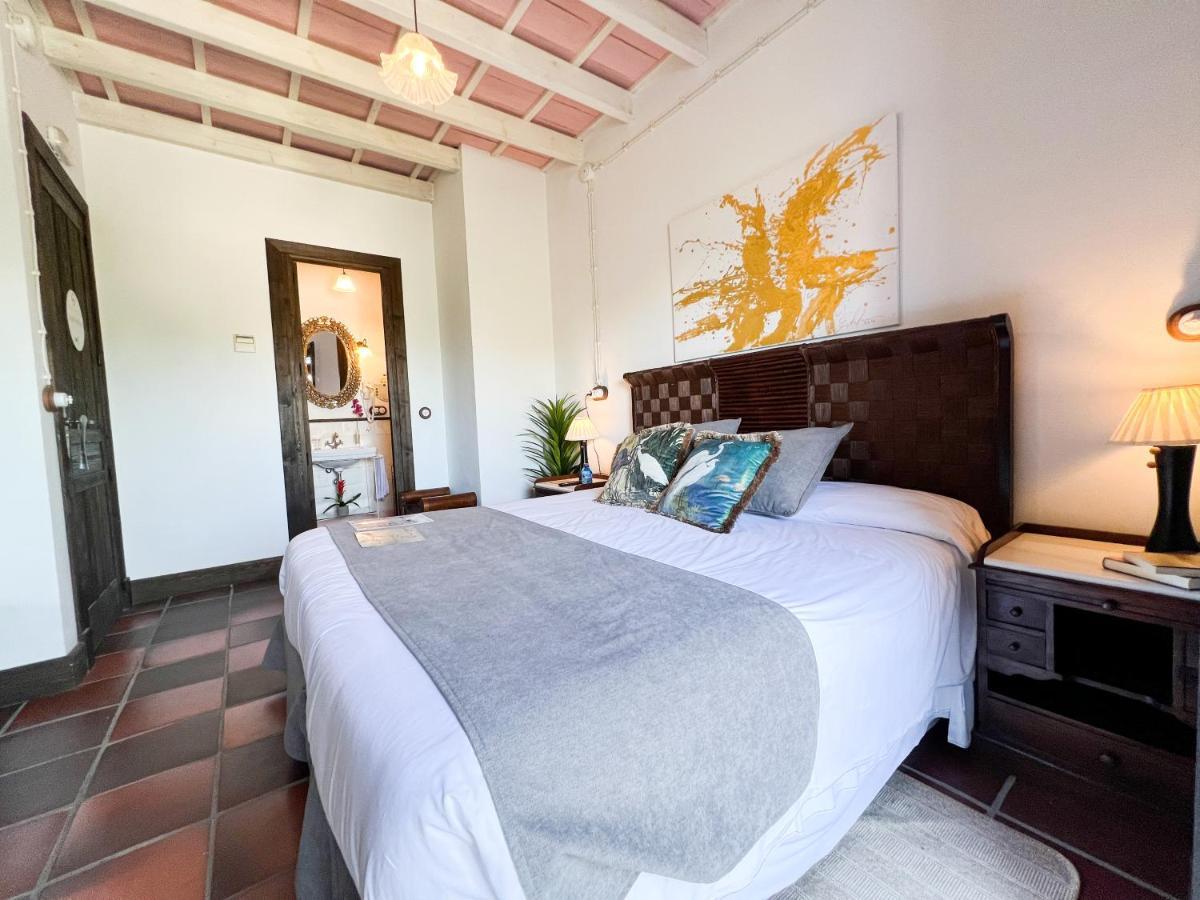On Acebuchal 23 Guest House El Rocio Exterior photo